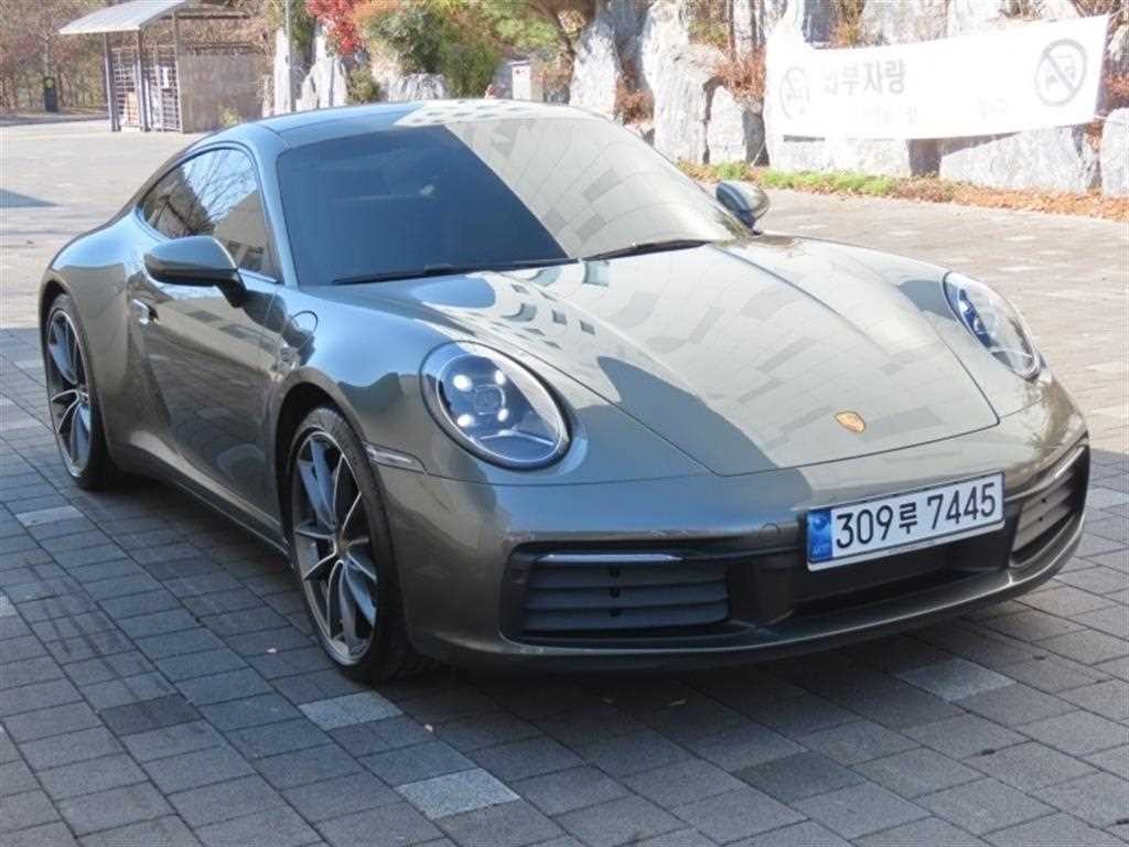 포르쉐 911 911(992) 카레라 이미지 2