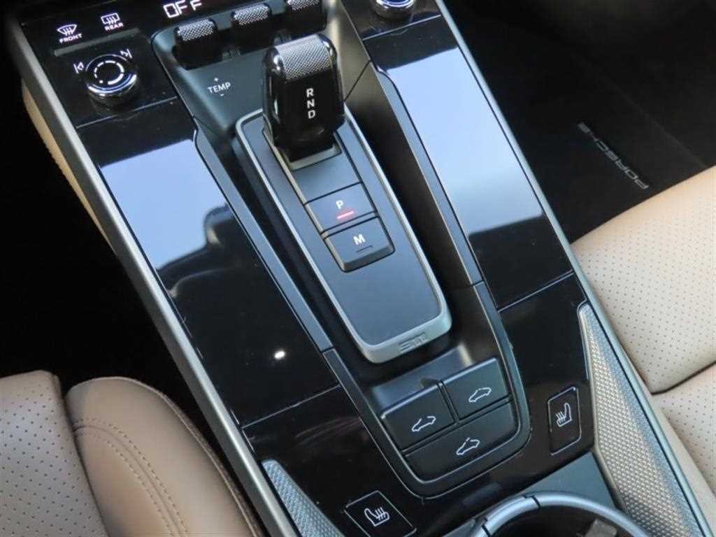 포르쉐 911 911(992) 카레라 이미지 6