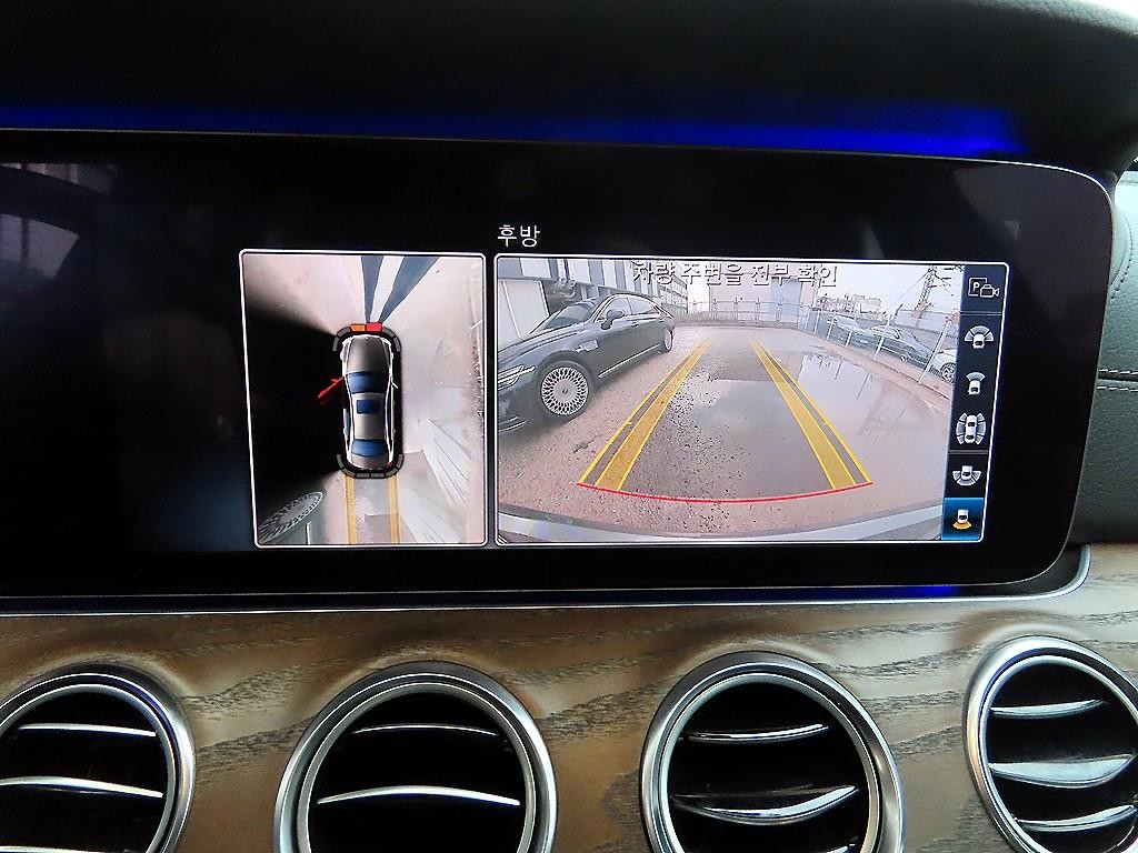 벤츠 E 클래스 E-클래스 W213 E300 4MATIC 익스클루시브 이미지 13
