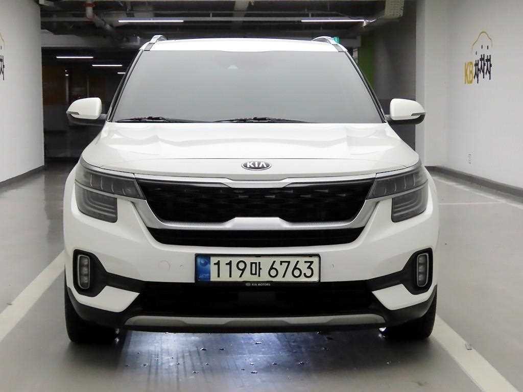 기아 셀토스 가솔린 1.6 터보 4WD 시그니처 이미지 2