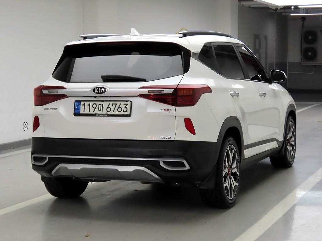 기아 셀토스 가솔린 1.6 터보 4WD 시그니처 이미지 4