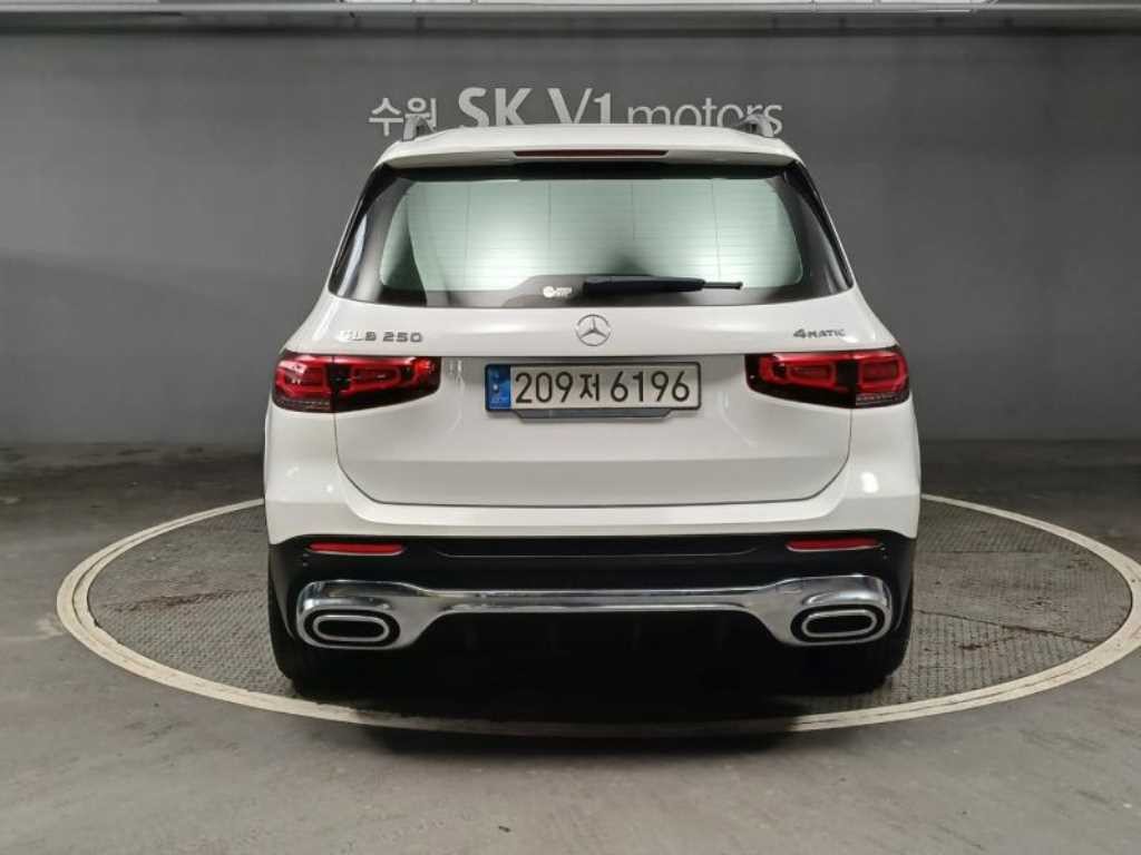 벤츠 GLB 클래스 GLB클래스 X247 GLB 250 4MATIC 이미지 2