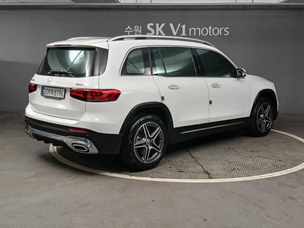 벤츠 GLB 클래스 GLB클래스 X247 GLB 250 4MATIC 이미지 4
