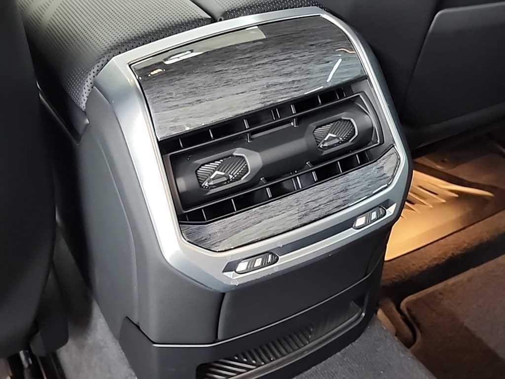 BMW 7시리즈 7시리즈 (G70) 740i xDrive M 스포츠 리미티드 이미지 13