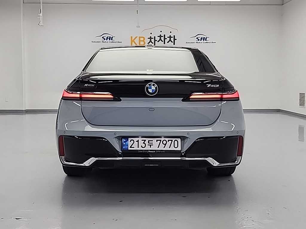 BMW 7시리즈 7시리즈 (G70) 740i xDrive M 스포츠 리미티드 이미지 3