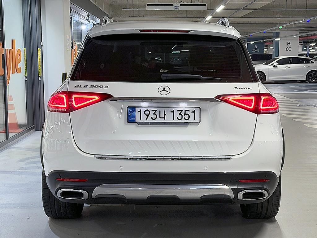 벤츠 GLE 클래스 GLE 클래스 W167 GLE 300d 4MATIC 이미지 5