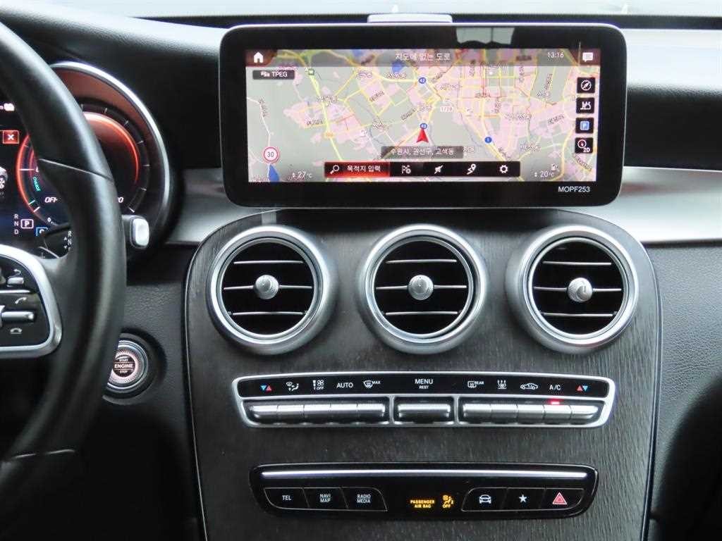 벤츠 GLC 클래스 GLC클래스 X253 GLC 300 e 4MATIC 쿠페 이미지 11