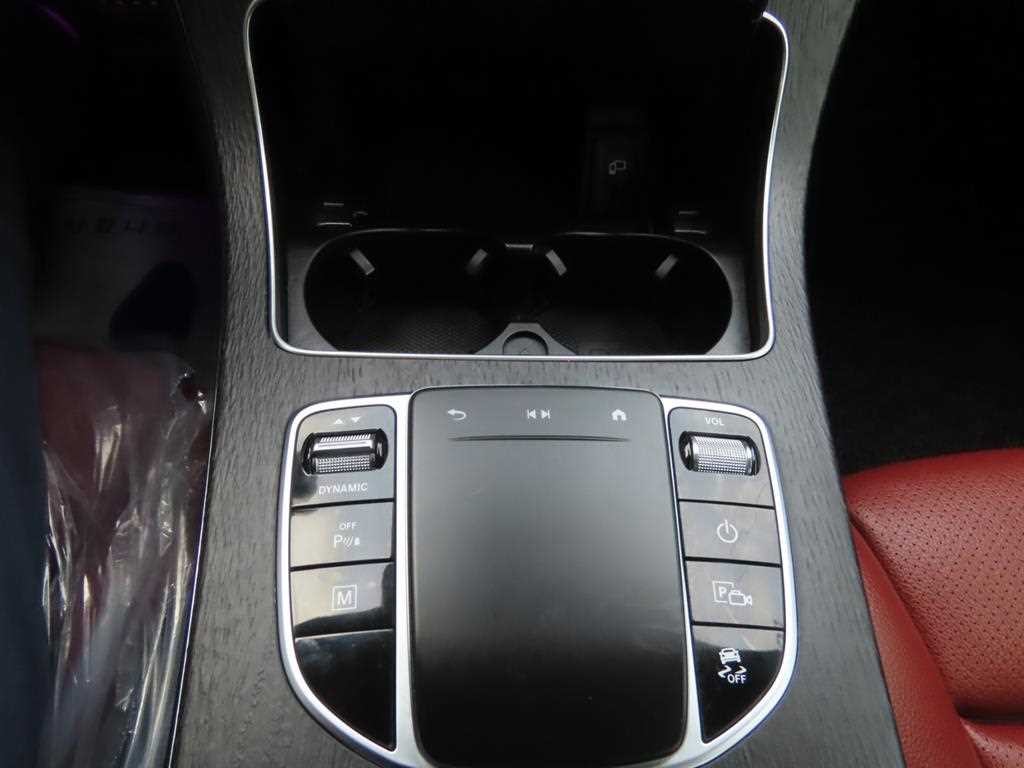 벤츠 GLC 클래스 GLC클래스 X253 GLC 300 e 4MATIC 쿠페 이미지 15