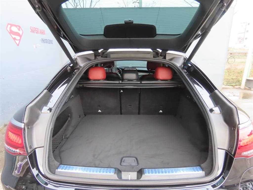 벤츠 GLC 클래스 GLC클래스 X253 GLC 300 e 4MATIC 쿠페 이미지 5
