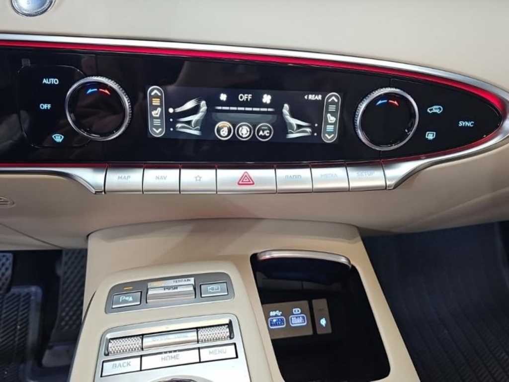 제네시스 GV70 2.5T 가솔린 AWD 이미지 11