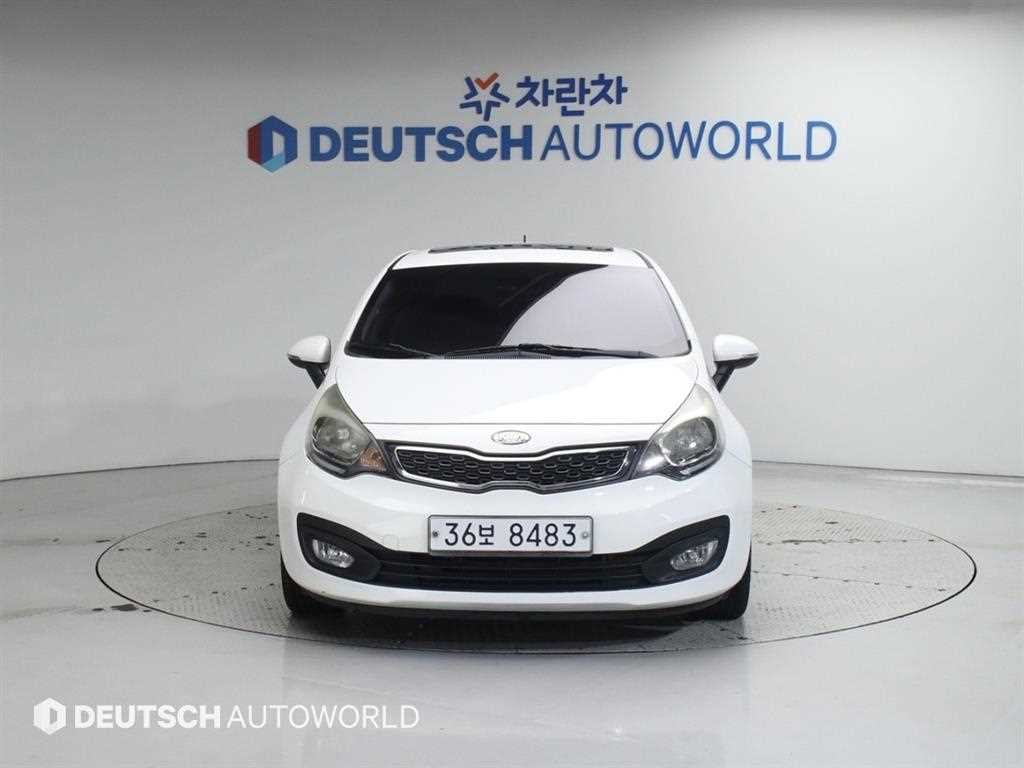 기아 프라이드 올뉴프라이드 4DR 1.6GDI 프레스티지 이미지 1