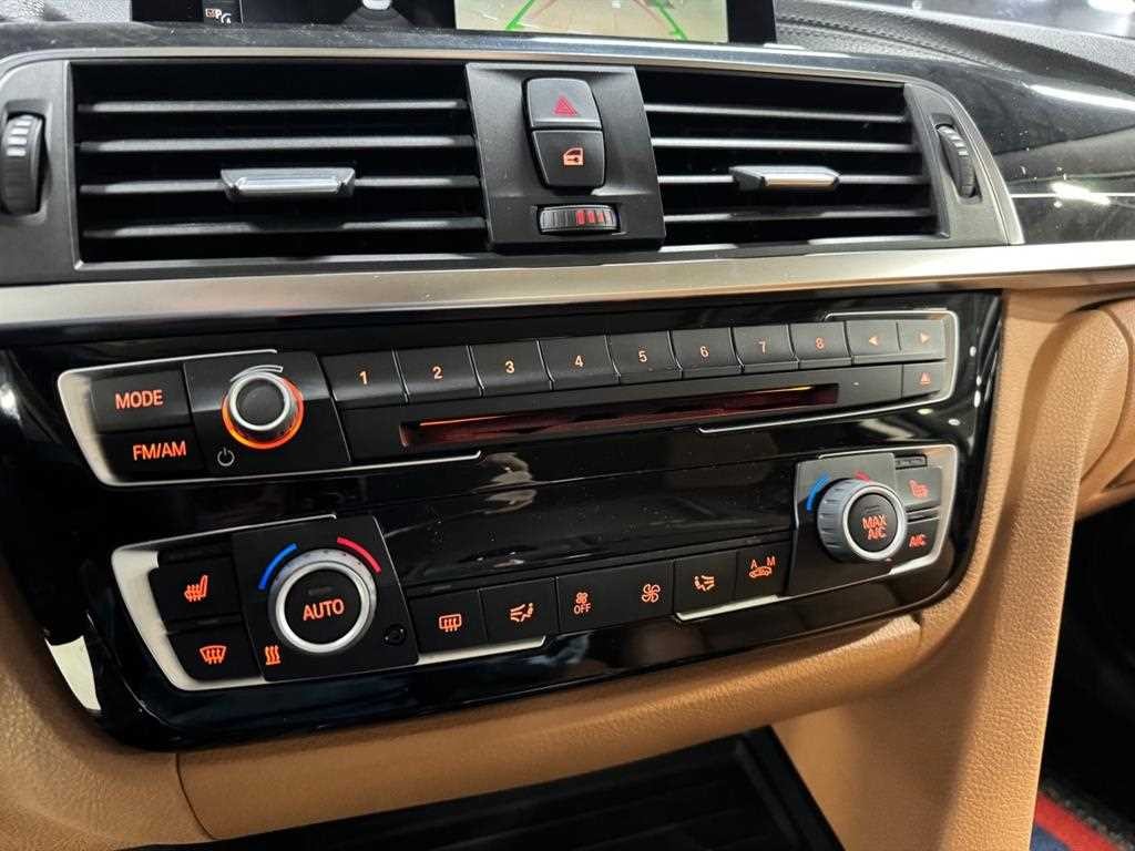 BMW 3시리즈 3시리즈 (F30) 320i 럭셔리 이미지 9