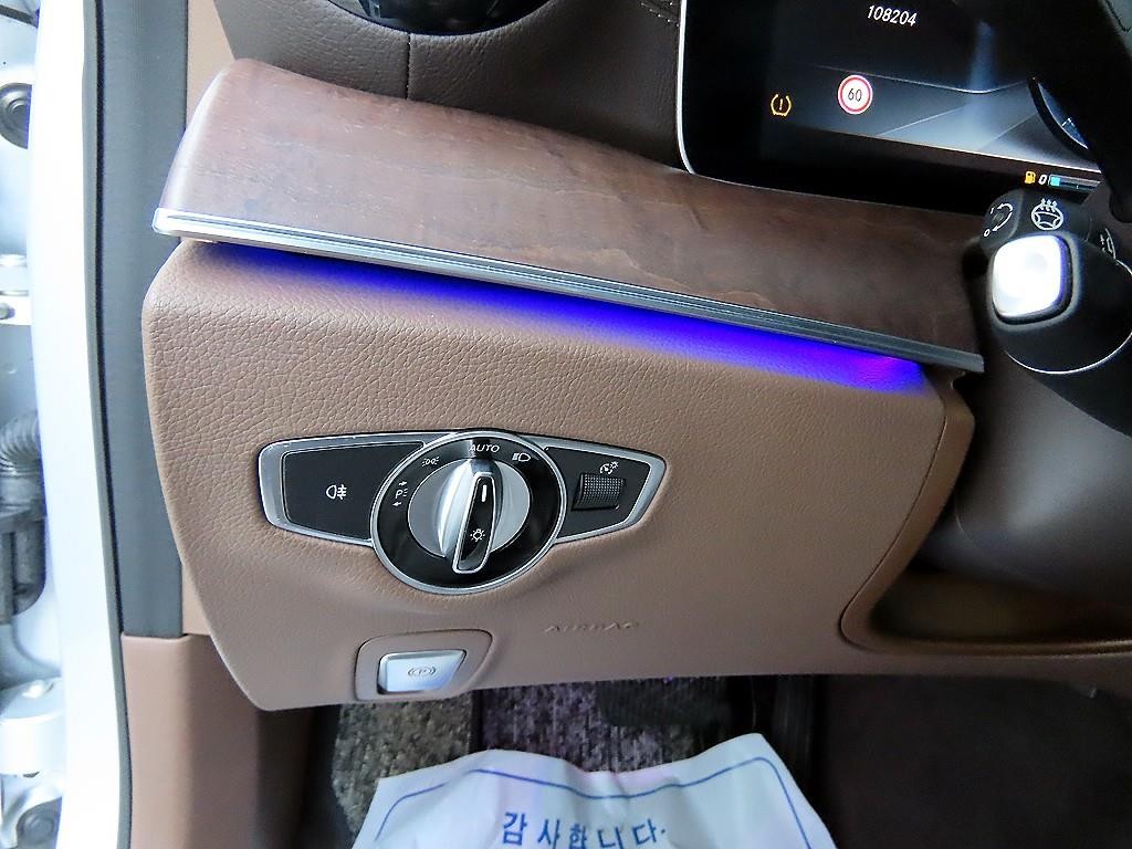 벤츠 E 클래스 E-클래스 W213 E300 익스클루시브 이미지 11
