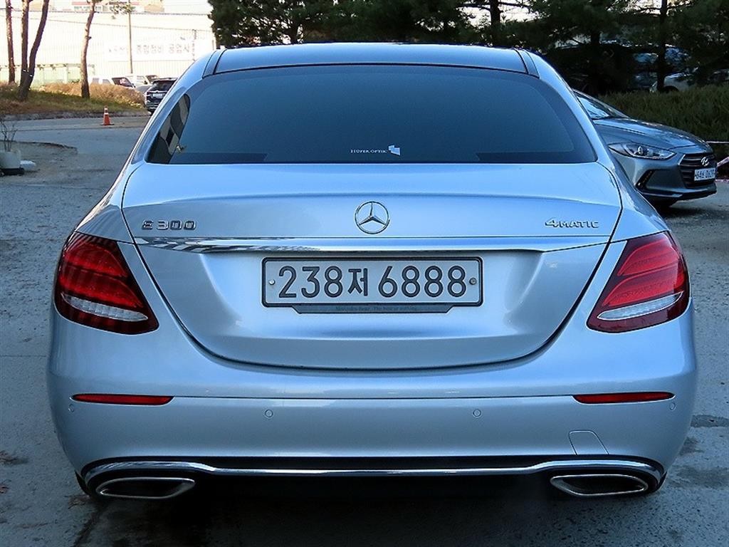 벤츠 E 클래스 E-클래스 W213 E300 익스클루시브 이미지 4