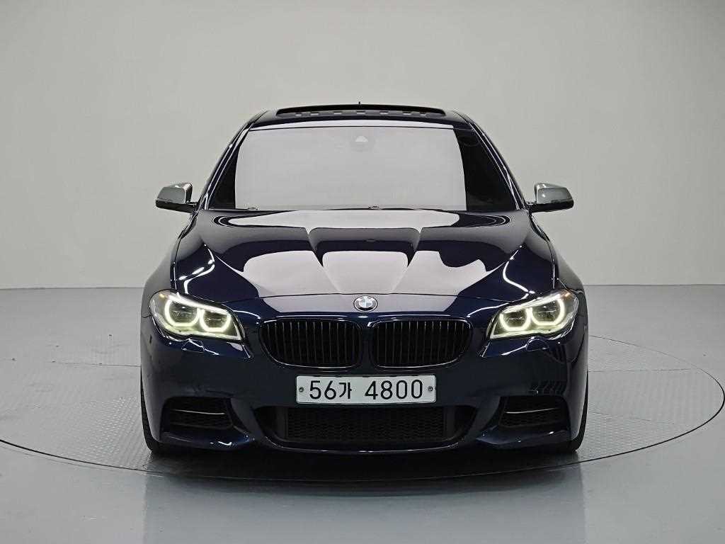 BMW 5시리즈 5시리즈 (F10) M550d xDrive 이미지 2