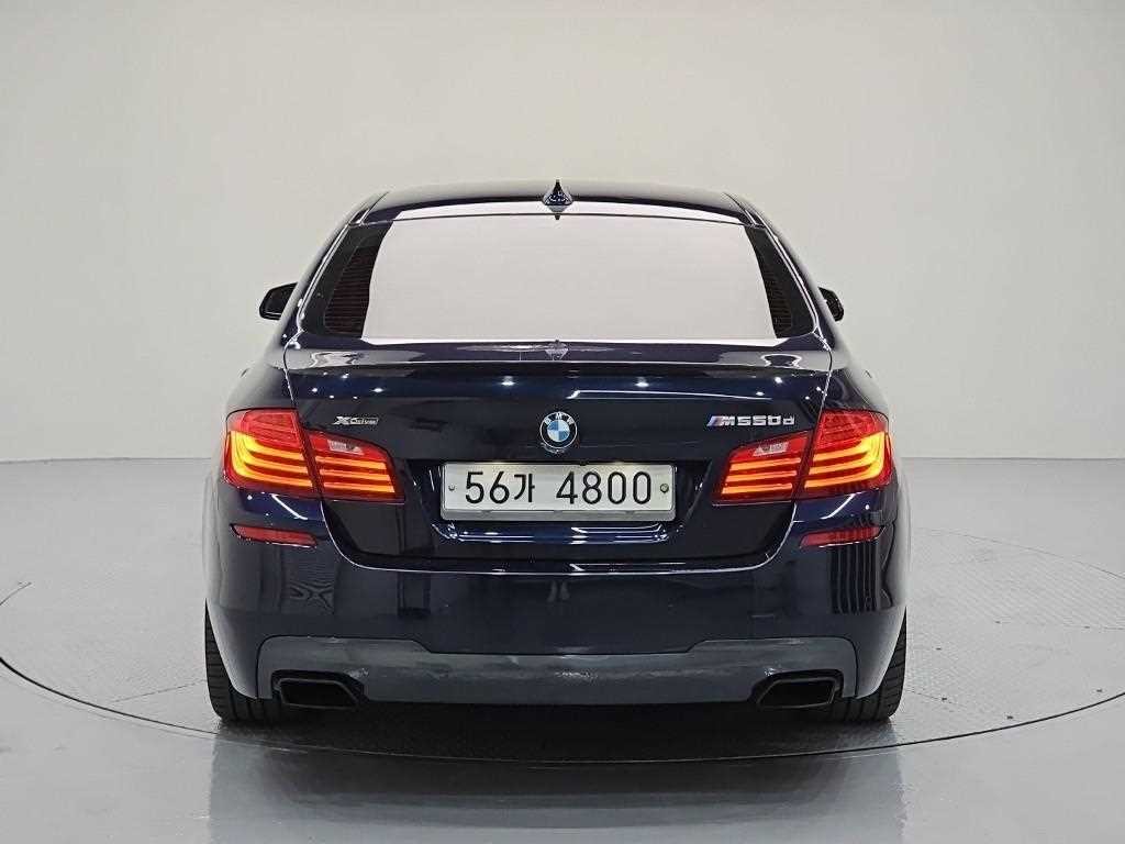 BMW 5시리즈 5시리즈 (F10) M550d xDrive 이미지 3