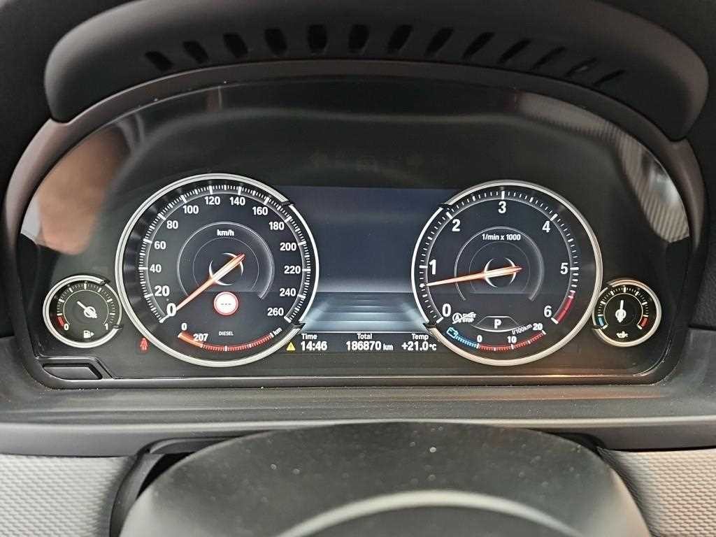 BMW 5시리즈 5시리즈 (F10) M550d xDrive 이미지 6