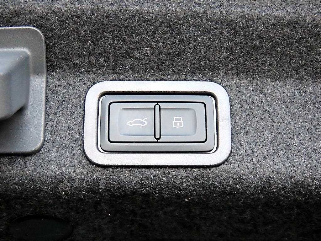 아우디 A6 A6 (C8) 45 TFSI 콰트로 프리미엄 이미지 16