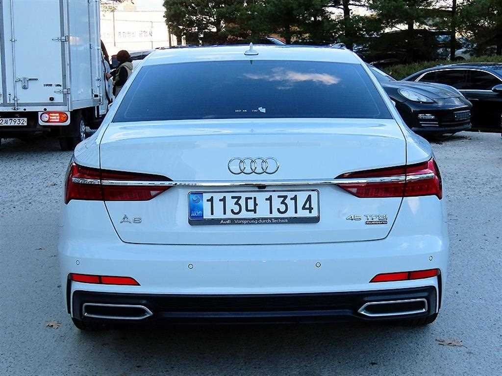 아우디 A6 A6 (C8) 45 TFSI 콰트로 프리미엄 이미지 4
