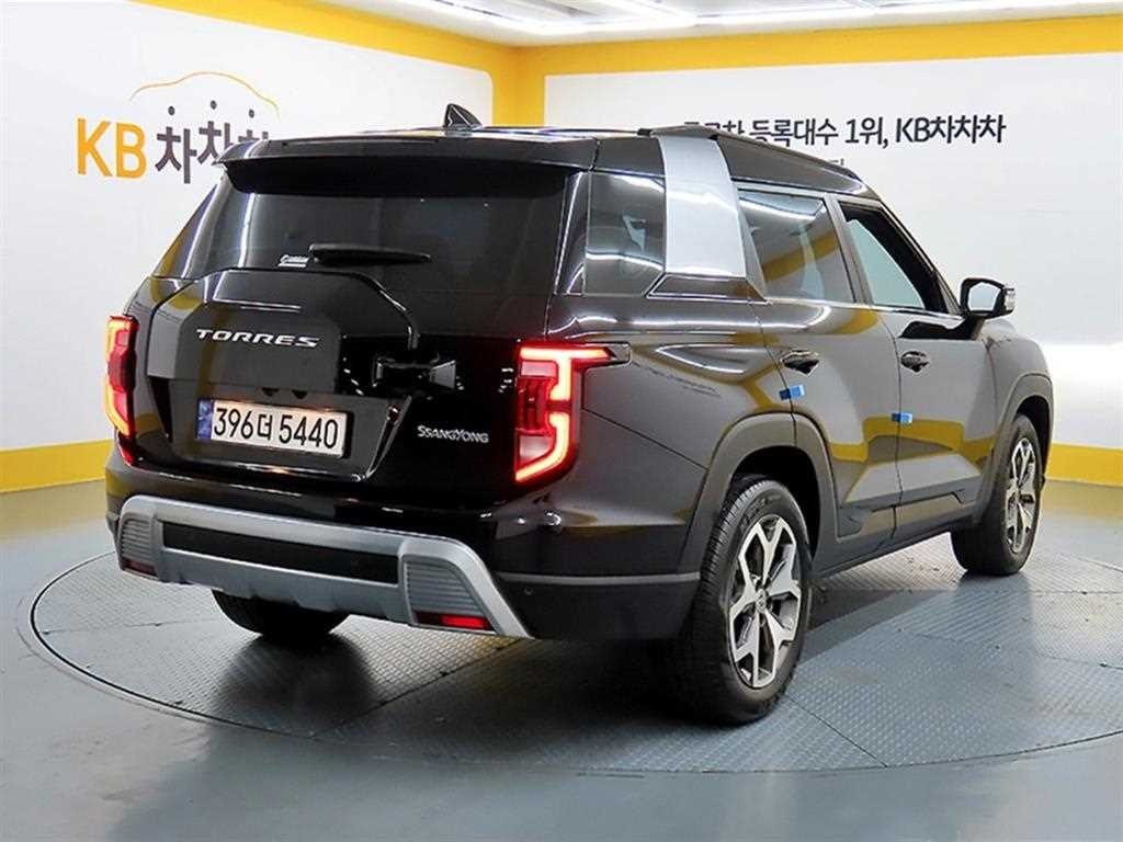 KG모빌리티(쌍용) 토레스 1.5 GDI-T 4WD T7 이미지 3