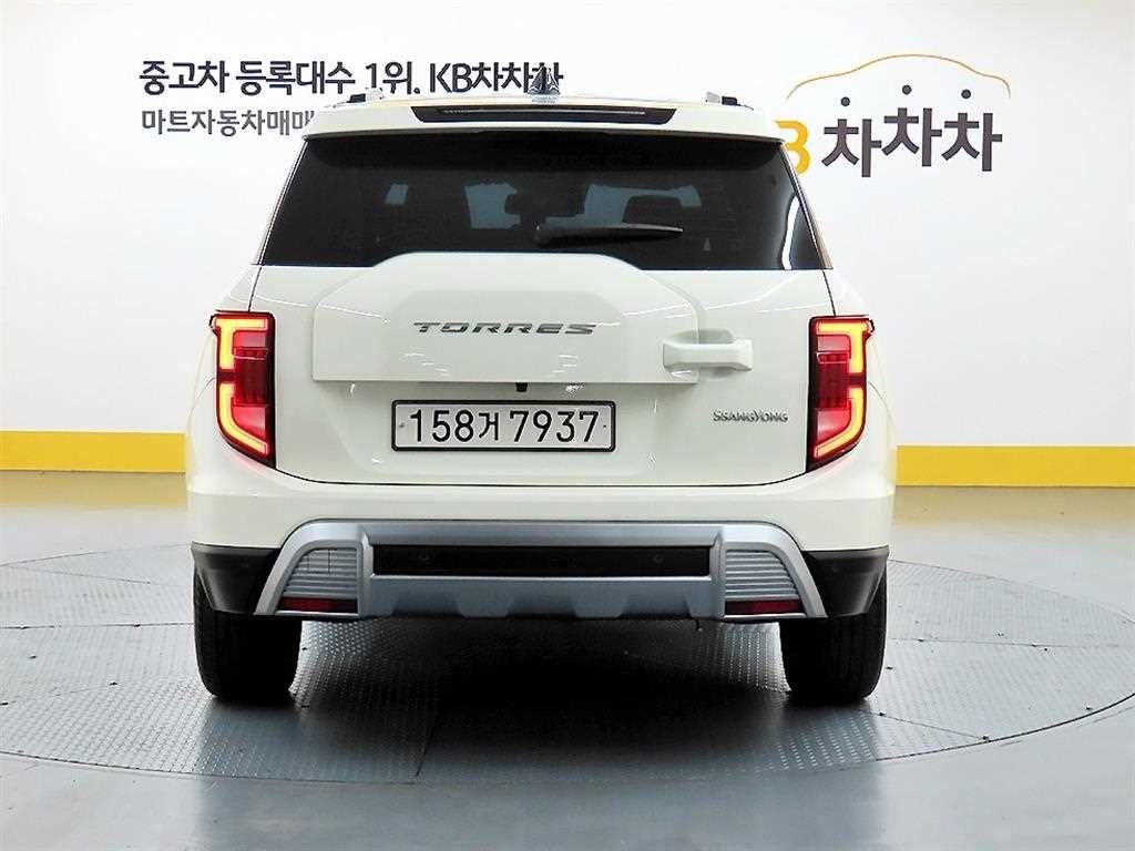 KG모빌리티(쌍용) 토레스 1.5 GDI-T 2WD T7 이미지 3