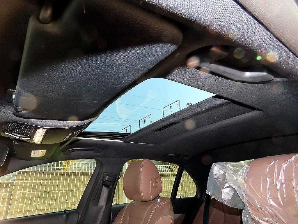 벤츠 E 클래스 E-클래스 W213 E250 아방가르드 이미지 17