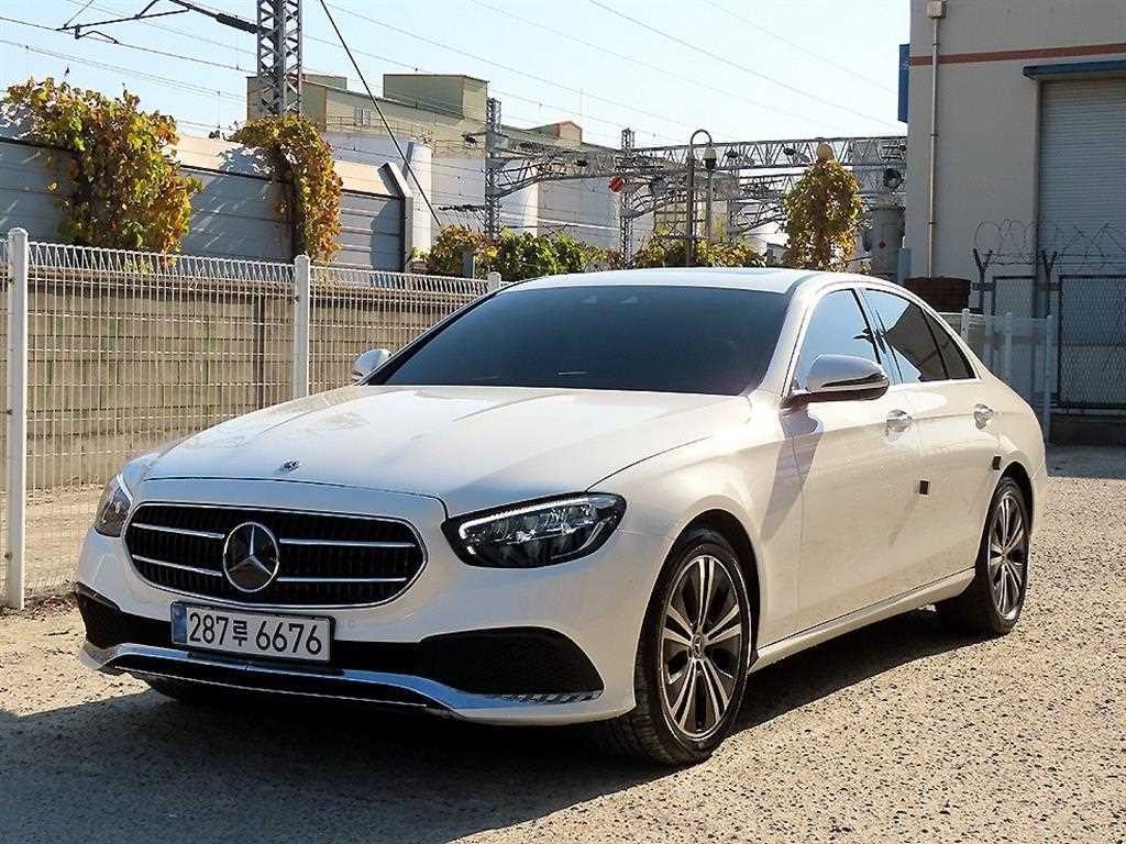 벤츠 E 클래스 E-클래스 W213 E250 아방가르드 이미지 2