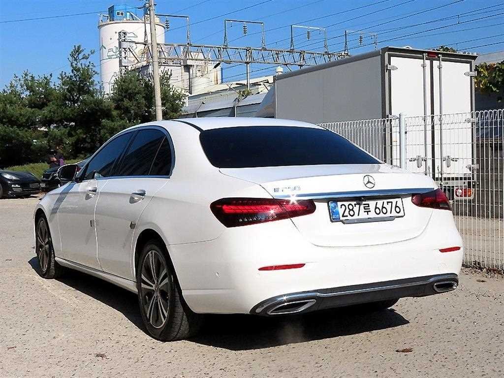 벤츠 E 클래스 E-클래스 W213 E250 아방가르드 이미지 3