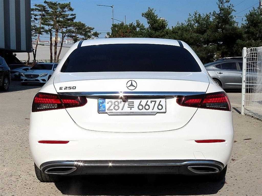 벤츠 E 클래스 E-클래스 W213 E250 아방가르드 이미지 4