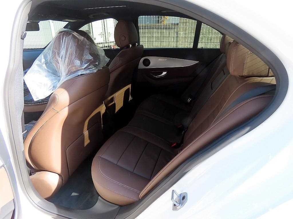 벤츠 E 클래스 E-클래스 W213 E250 아방가르드 이미지 6