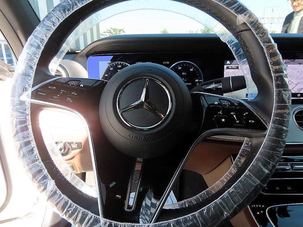 벤츠 E 클래스 E-클래스 W213 E250 아방가르드 이미지 8