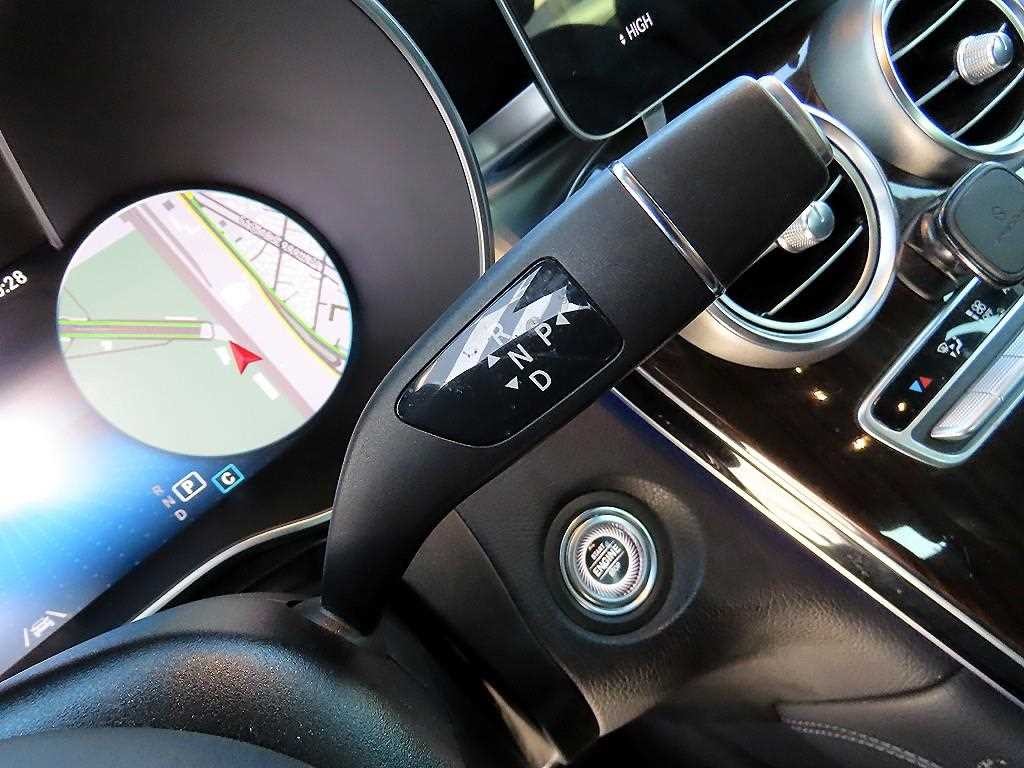 벤츠 GLC 클래스 GLC클래스 X253 GLC 300 4MATIC 이미지 11