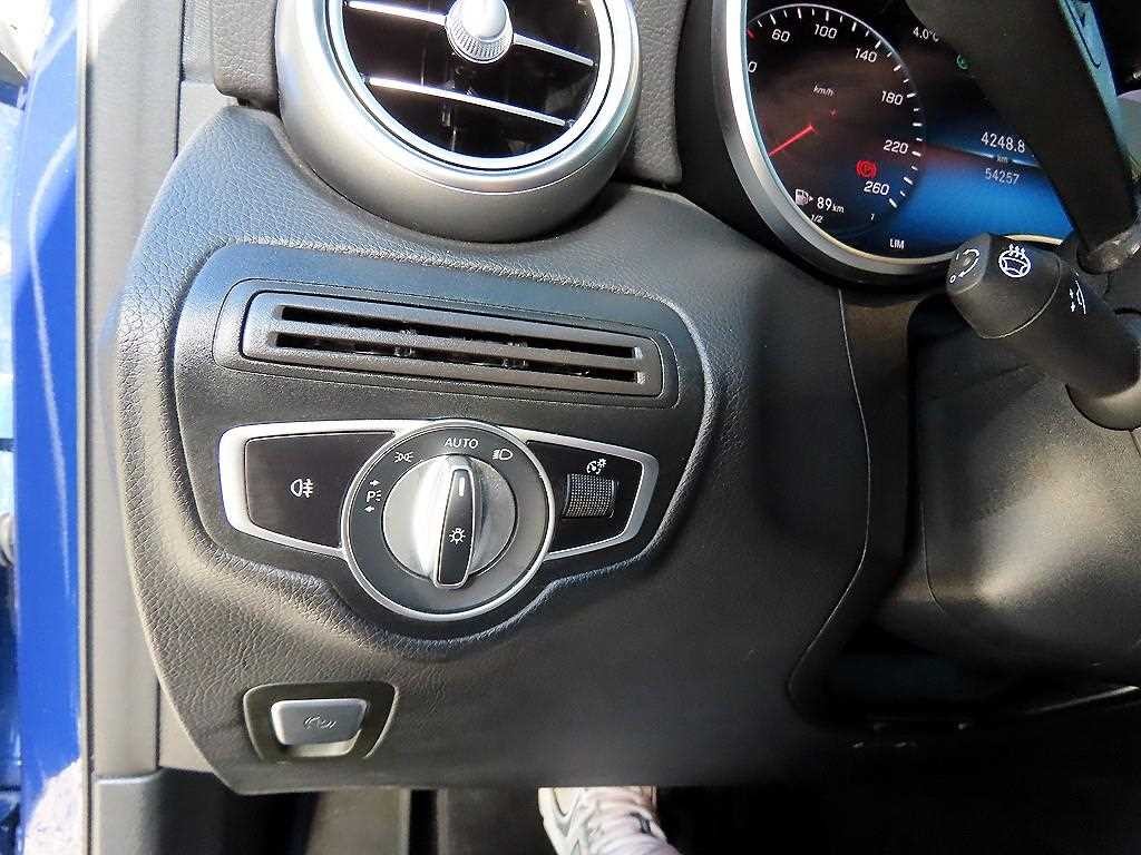 벤츠 GLC 클래스 GLC클래스 X253 GLC 300 4MATIC 이미지 12