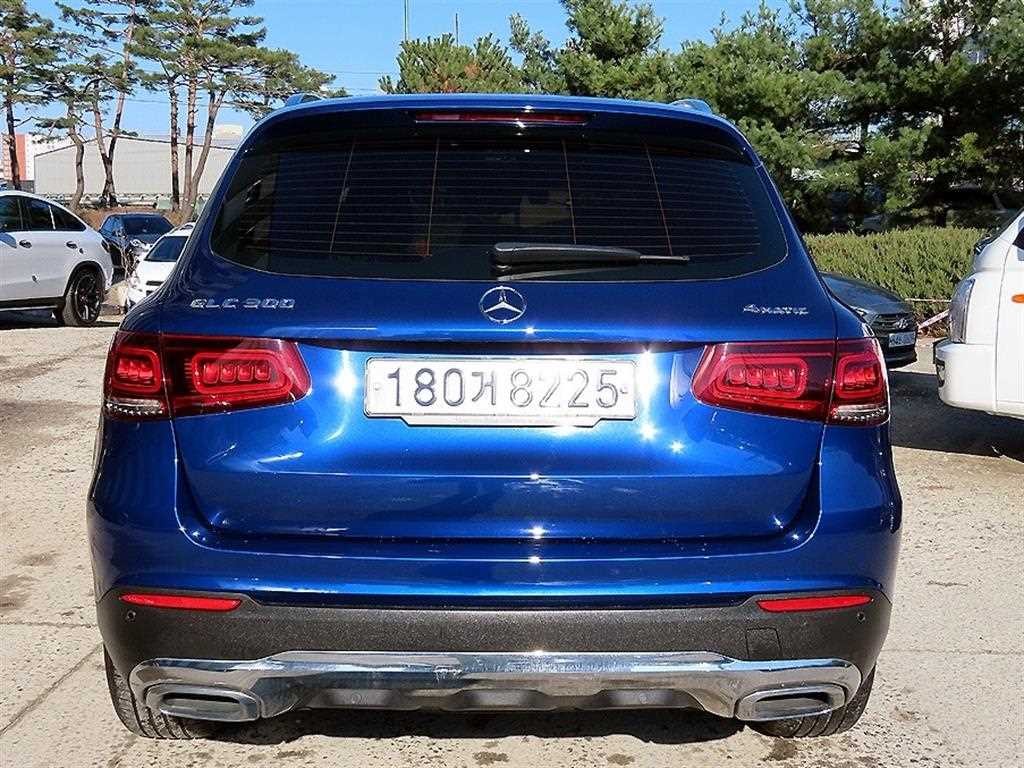 벤츠 GLC 클래스 GLC클래스 X253 GLC 300 4MATIC 이미지 4