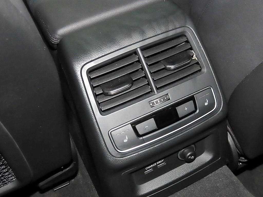 아우디 A4 A4 (B9) 35 TDI 프리미엄 이미지 13