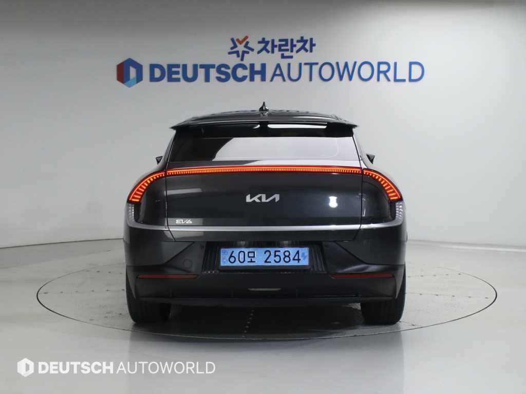 기아 EV6 롱레인지 AWD 에어 이미지 4