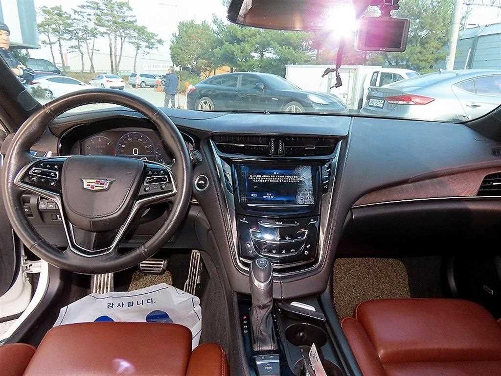 캐딜락 CTS CTS 3세대 2.0 프리미엄 AWD 이미지 7