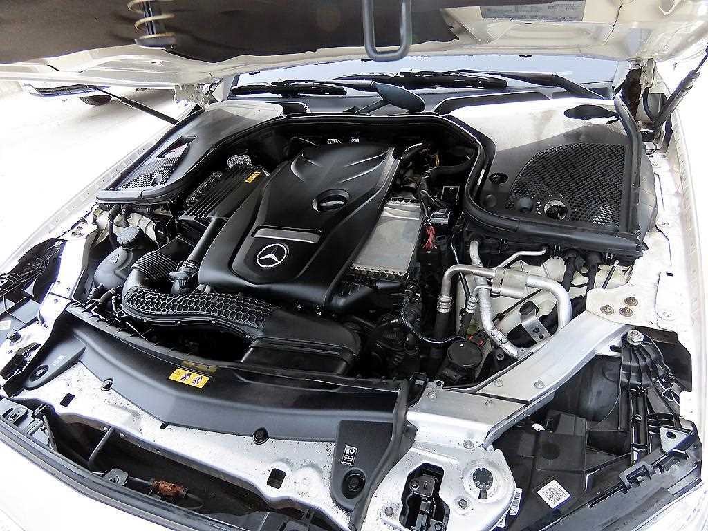 벤츠 E 클래스 E-클래스 W213 E300 AMG LINE 이미지 19
