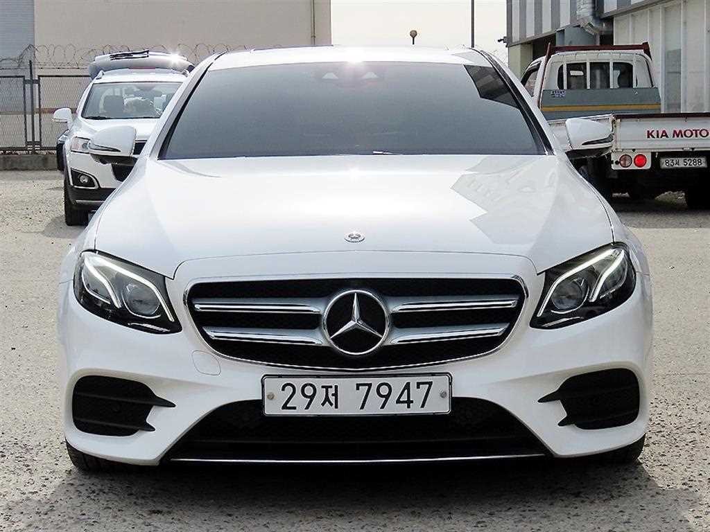 벤츠 E 클래스 E-클래스 W213 E300 AMG LINE 이미지 2