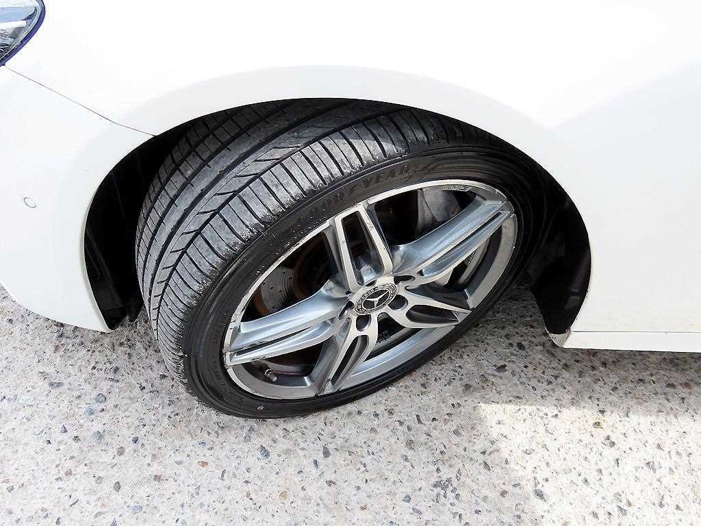 벤츠 E 클래스 E-클래스 W213 E300 AMG LINE 이미지 20
