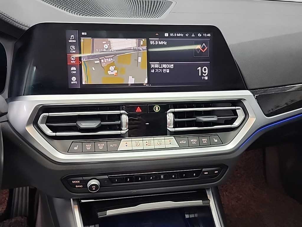 BMW 3시리즈 3시리즈 (G20) 320i 럭셔리 이미지 10