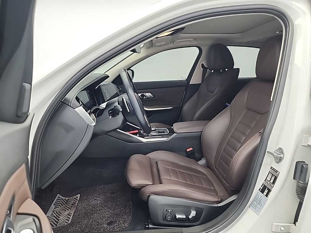 BMW 3시리즈 3시리즈 (G20) 320i 럭셔리 이미지 11