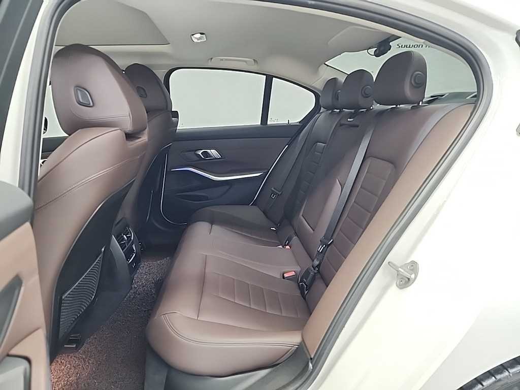 BMW 3시리즈 3시리즈 (G20) 320i 럭셔리 이미지 12