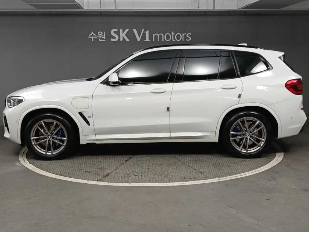 BMW X3 X3 (G01) xDrive 30e M 스포츠 기본형 이미지 4