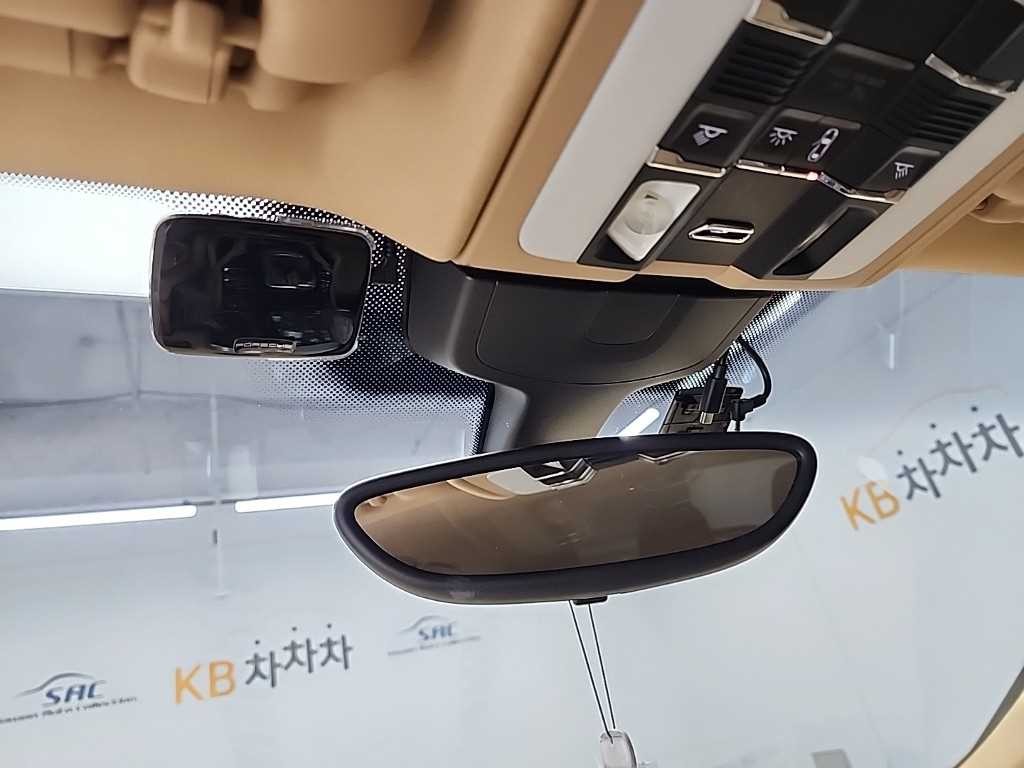 포르쉐 카이엔 뉴 카이엔 3.0 디젤 이미지 15