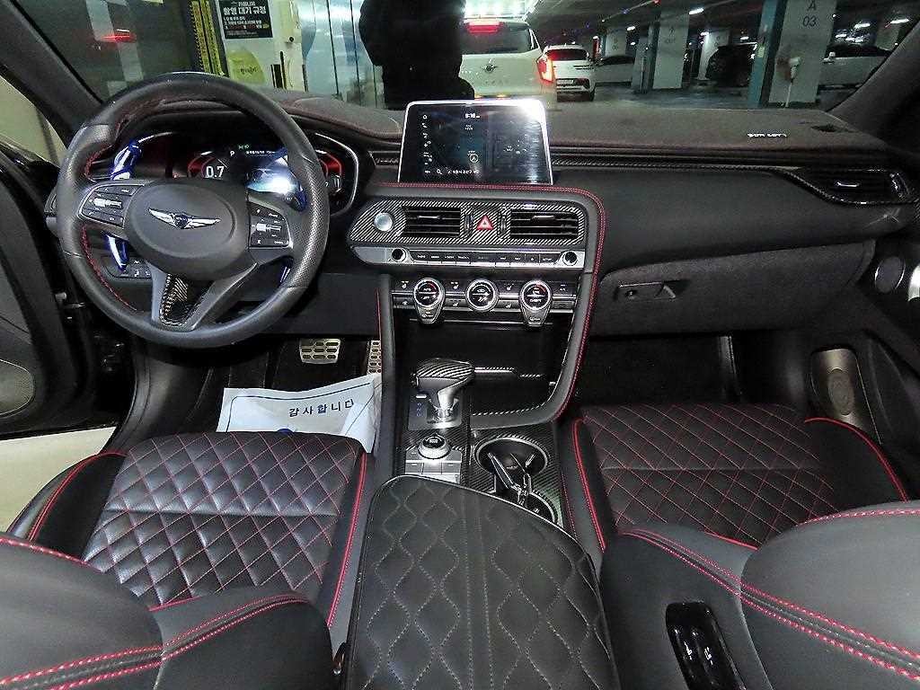 제네시스 G70 2.0T AWD 스포츠 패키지 이미지 10