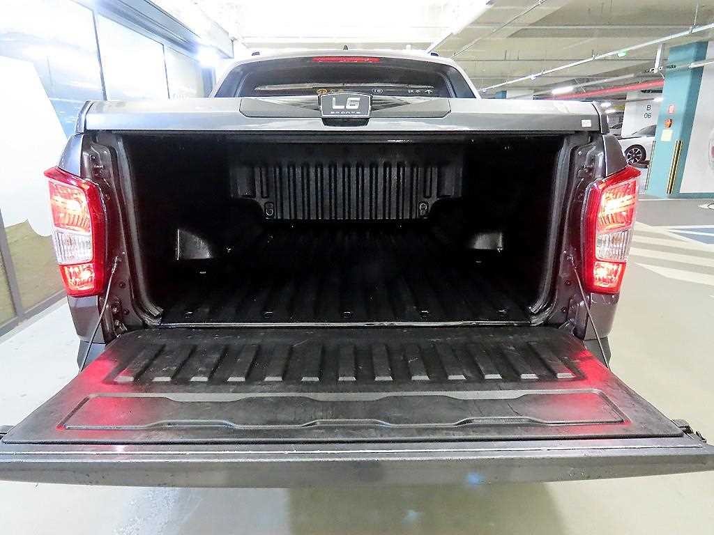 KG모빌리티(쌍용) 렉스턴 렉스턴 스포츠 칸 디젤 2.2 4WD 프로페셔널 S 이미지 17