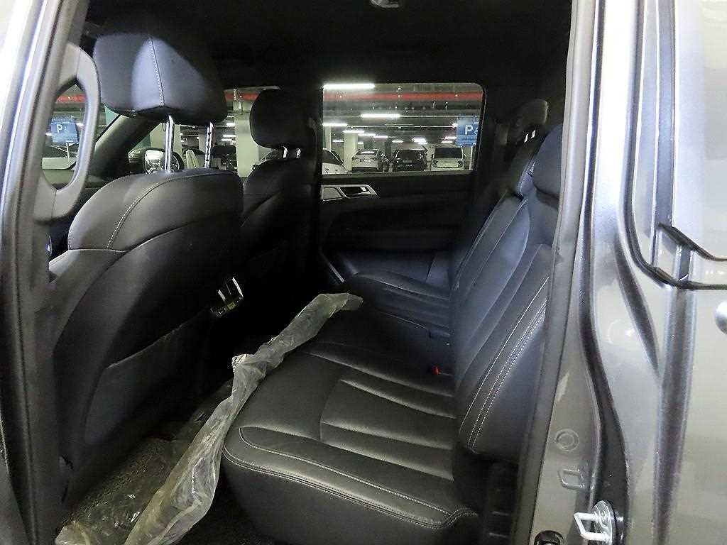 KG모빌리티(쌍용) 렉스턴 렉스턴 스포츠 칸 디젤 2.2 4WD 프로페셔널 S 이미지 7