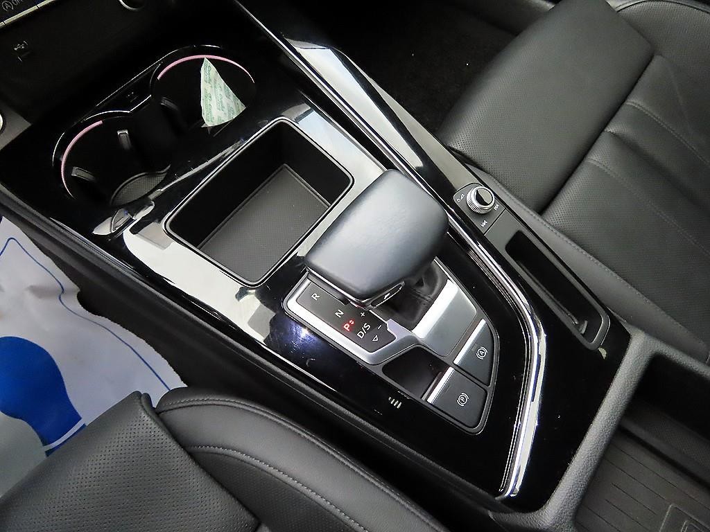 아우디 A4 A4 (B9) 40 TFSI 프리미엄 이미지 11