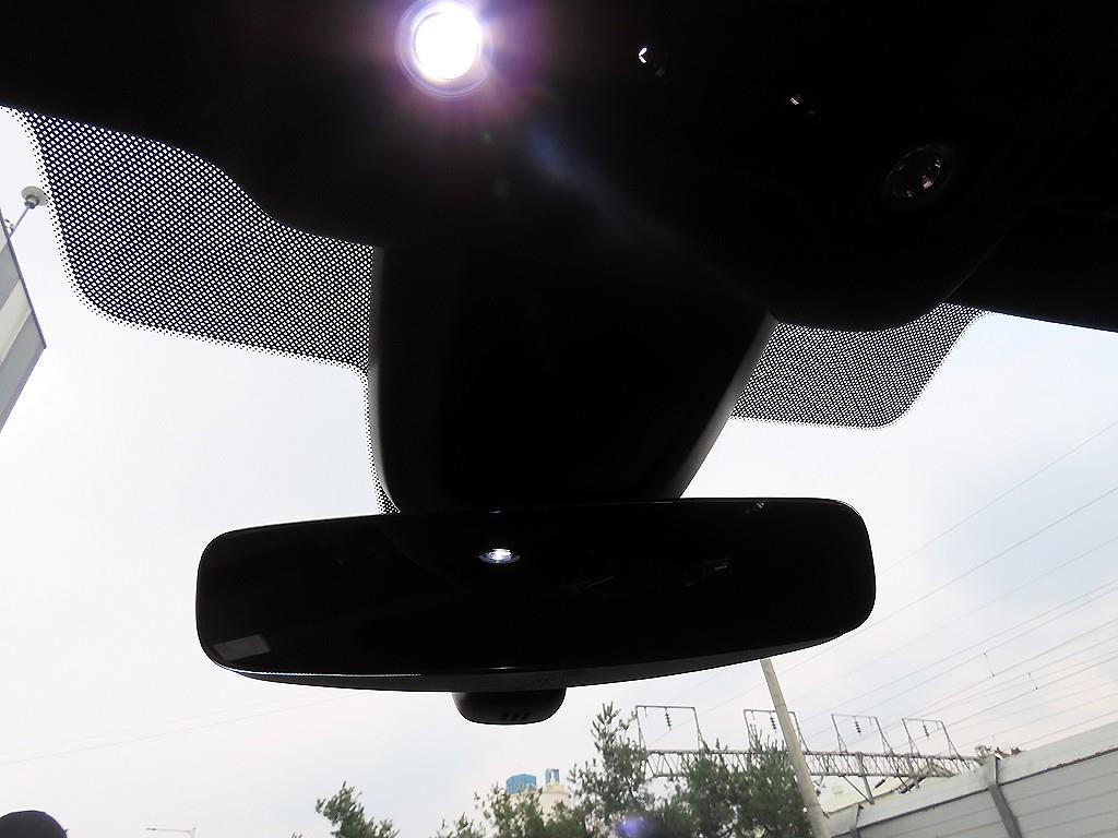 아우디 A4 A4 (B9) 40 TFSI 프리미엄 이미지 16